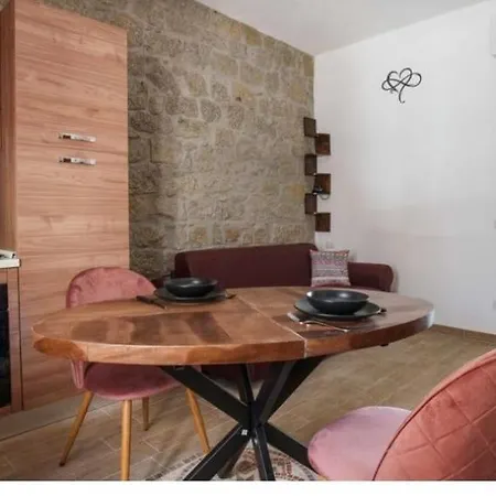 Gasthuis Gallura Street 21 Olbia